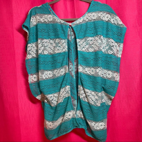 MAURICES TEAL LACE BATWING TOP SIZE M - Picture 5 of 8